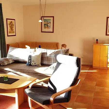 Apartment Mit Balkon Und Seeblick Im 1 Og Sellin (Rugen)