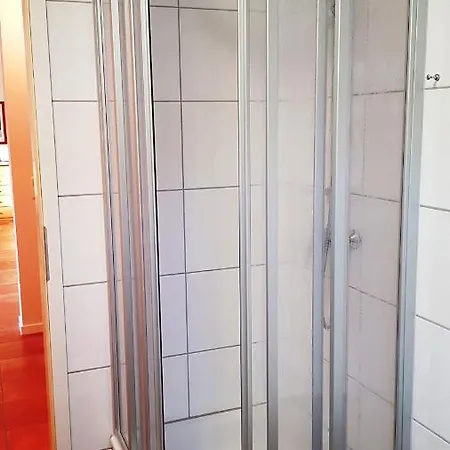 Hotel apartamentowy Mit Balkon Und Seeblick Im 1 Og 3*