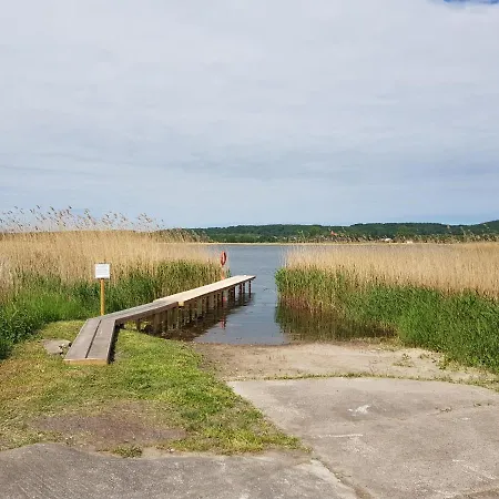 Mit Balkon Und Seeblick Im 1 Og 3* Зеллин