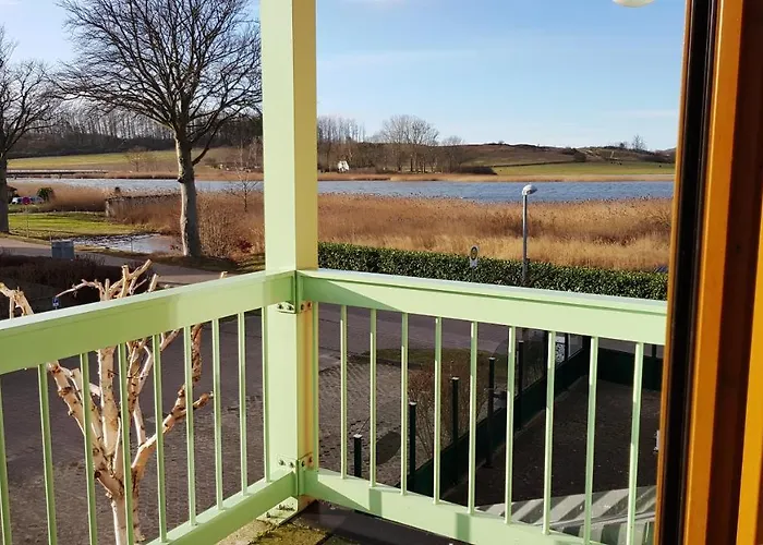 Aparthotel Mit Balkon Und Seeblick Im 1 Og