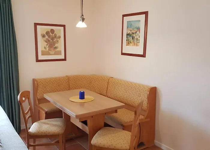 Aparthotel Mit Balkon Und Seeblick Im 1 Og 3*